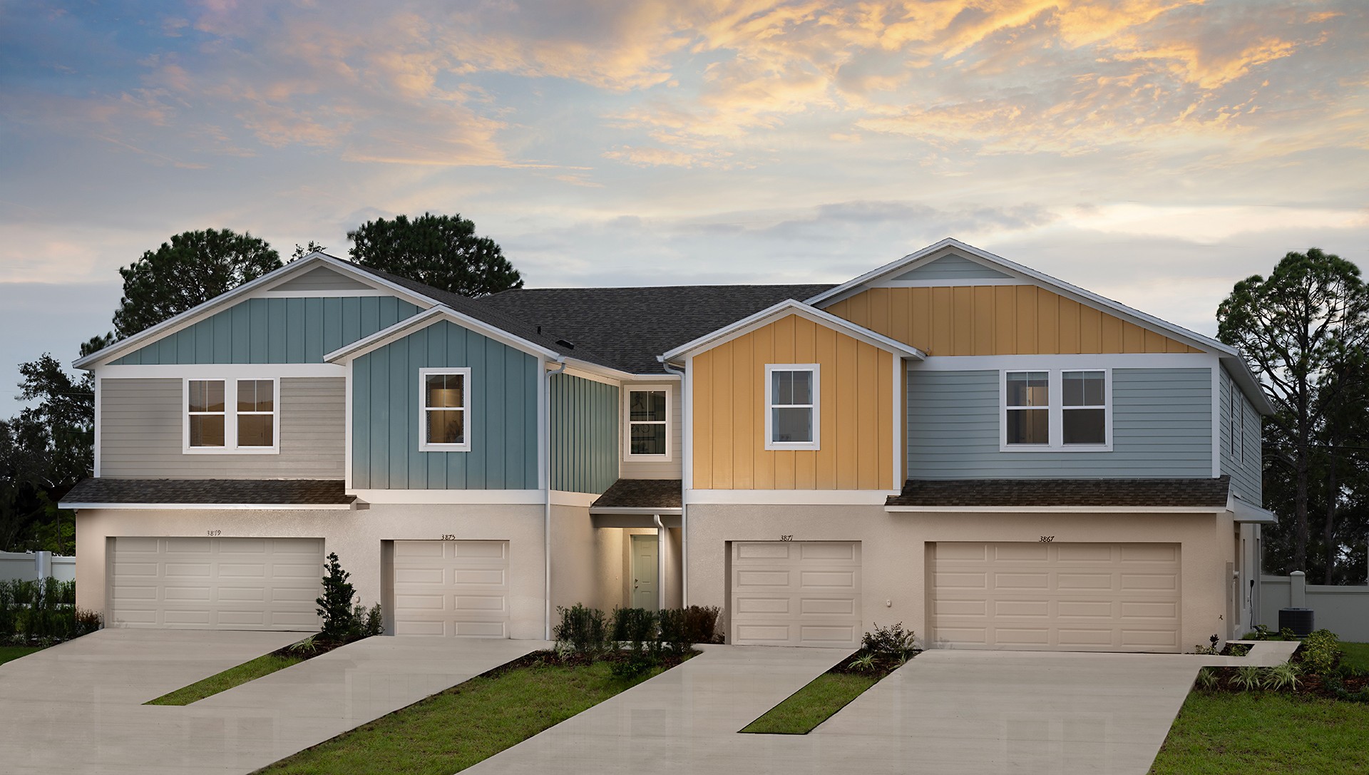 Streetscape view representing living in Haines City with sidewalks, landscaping, and residential homes