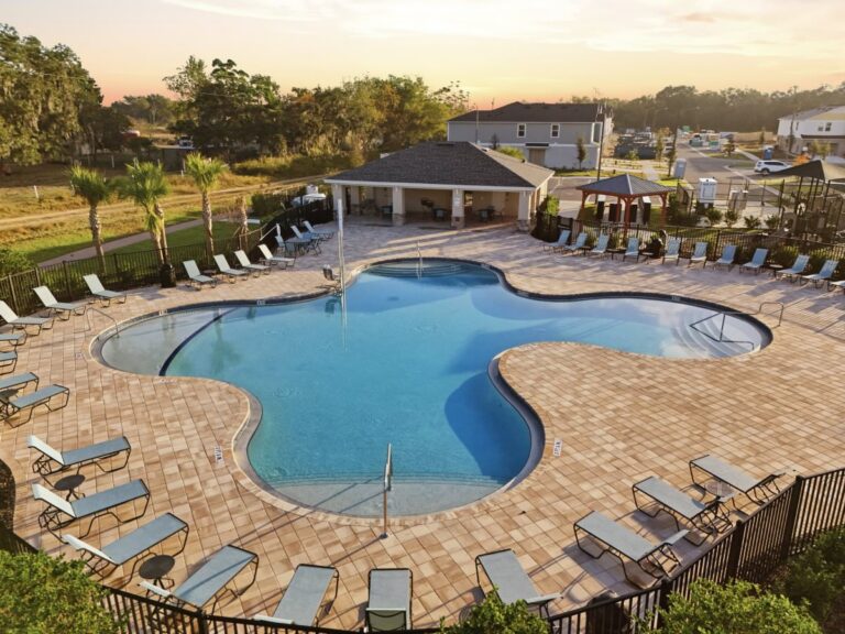Grove at Crosswinds